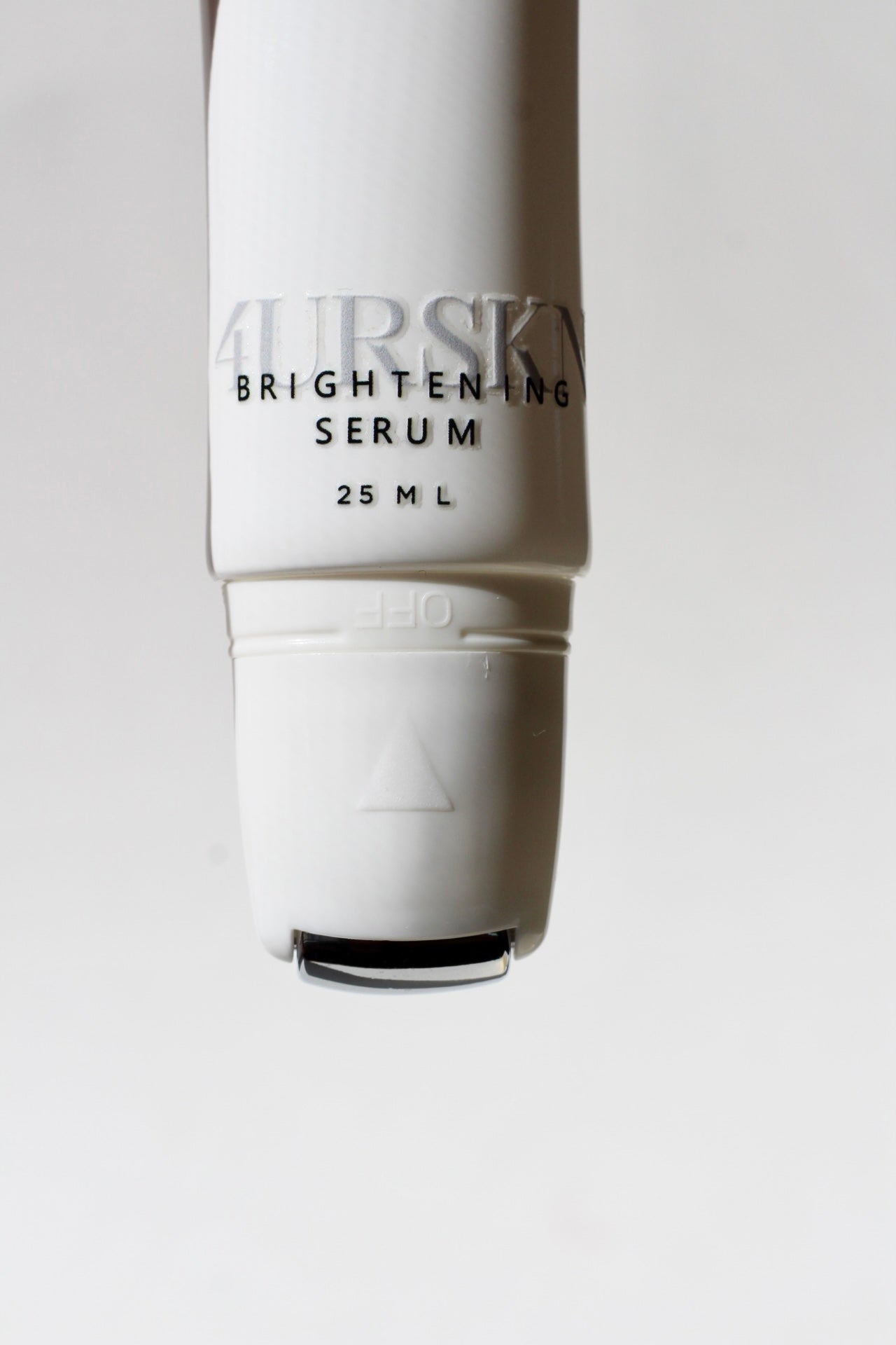 BRIGHTENING SERUM