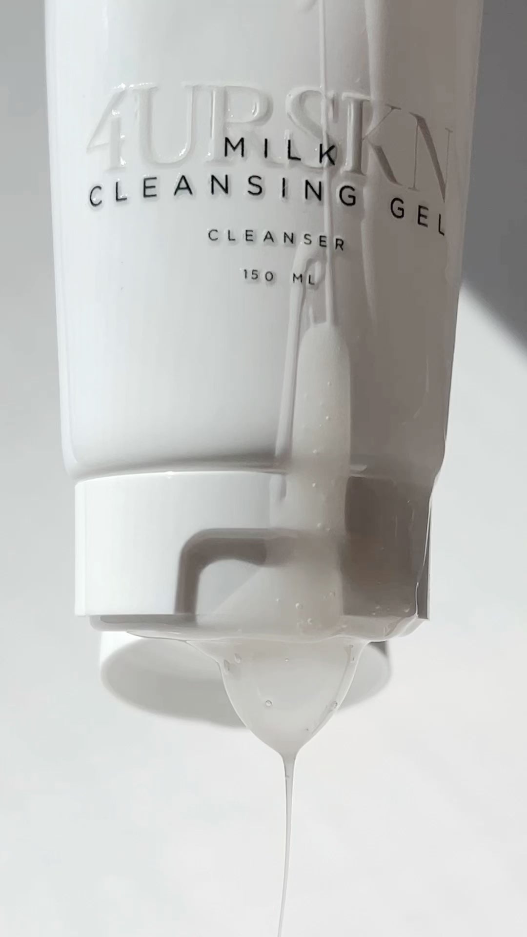 MILK CLEANSING GEL